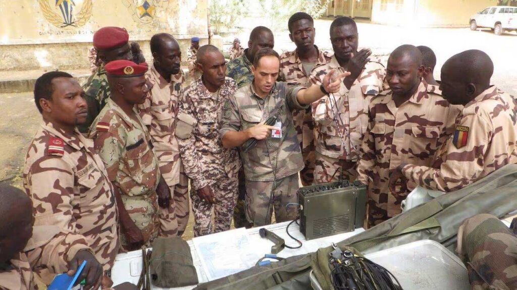 Caad, hanndorde Saahal felɓii