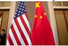 Hol leydi jogori laamaade weeyo ? Drapeaux Chine-USA
