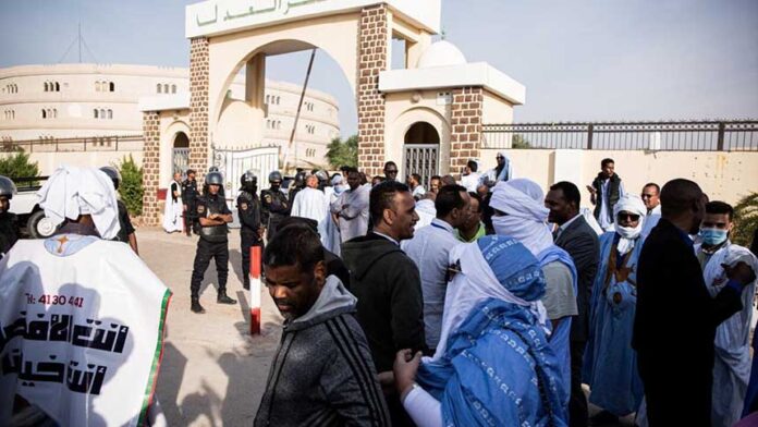Haala Abdul Ajiiju jibinii duko awokaajiDoosiiyee Asiis // haala porlugol ngalu leydi Haala Abdul Ajiiju jibinii duko awokaajiDoosiiyee Asiis // haala porlugol ngalu leydi