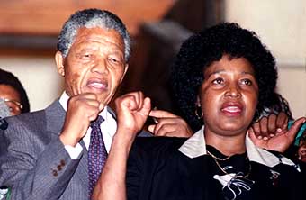 Winnie-Mandelason-marisa-liberation-1990_0_729_477