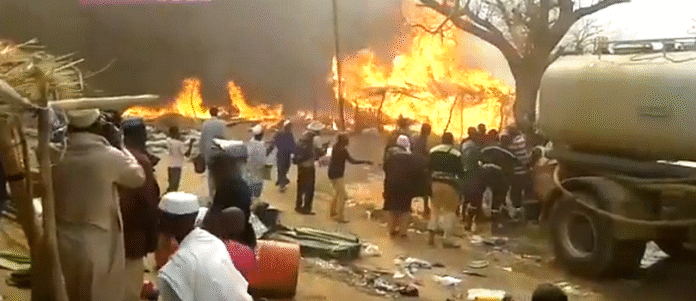 Cumu Daakaa Madiina Gunaas Cumu Daakaa Madiina Gunaas