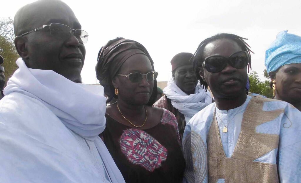 Baaba Maal : Haayre Mbaar laawiima, lawii Laaw